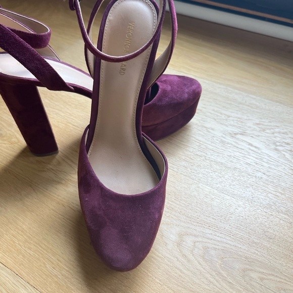 Veronica Beard Suede Magda Platform heels in Merlot - Picture 5 of 13